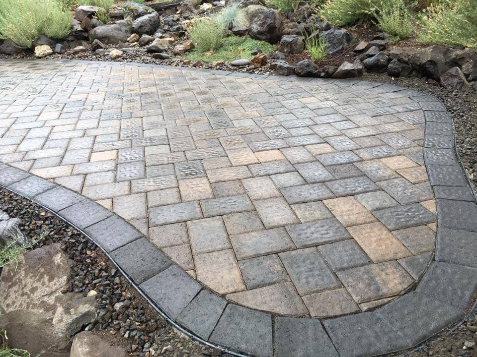 landscaping paver patio project in southern oregon